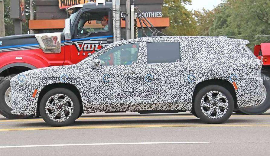 全面升級(jí)!換裝2.5T動(dòng)力,別克全新一代昂科雷預(yù)告圖曝光