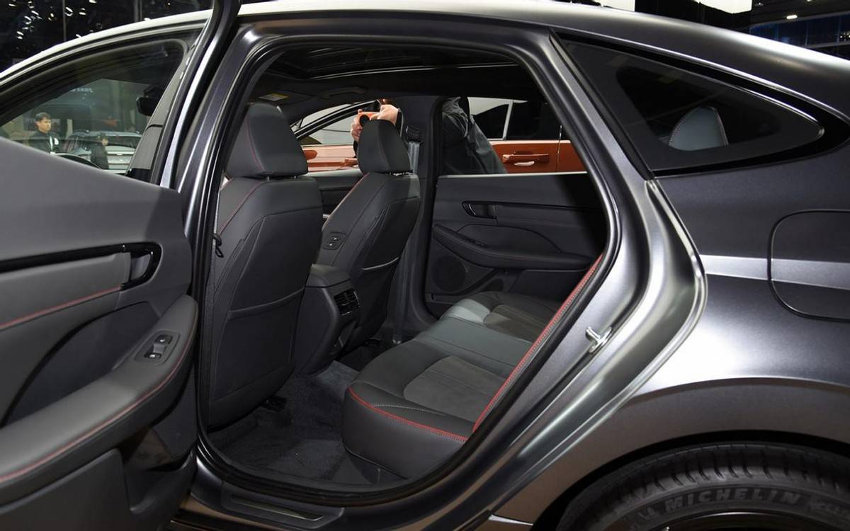 盤點2024年將換代的3款合資中型車,全新凱美瑞領(lǐng)銜,你會選誰?