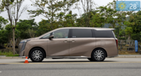 試駕傳祺E9:滿油滿電能跑1032公里,或成國產(chǎn)新能源MPV最大黑馬