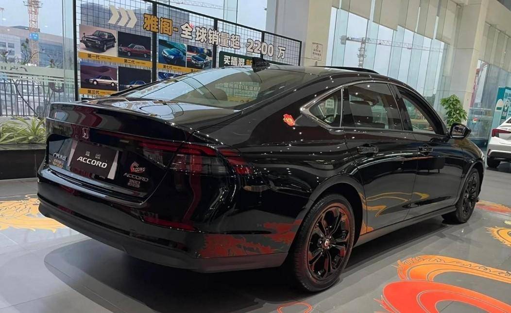 本田雅閣翔龍限量版實車曝光,配備專屬標識,售價多少合適?