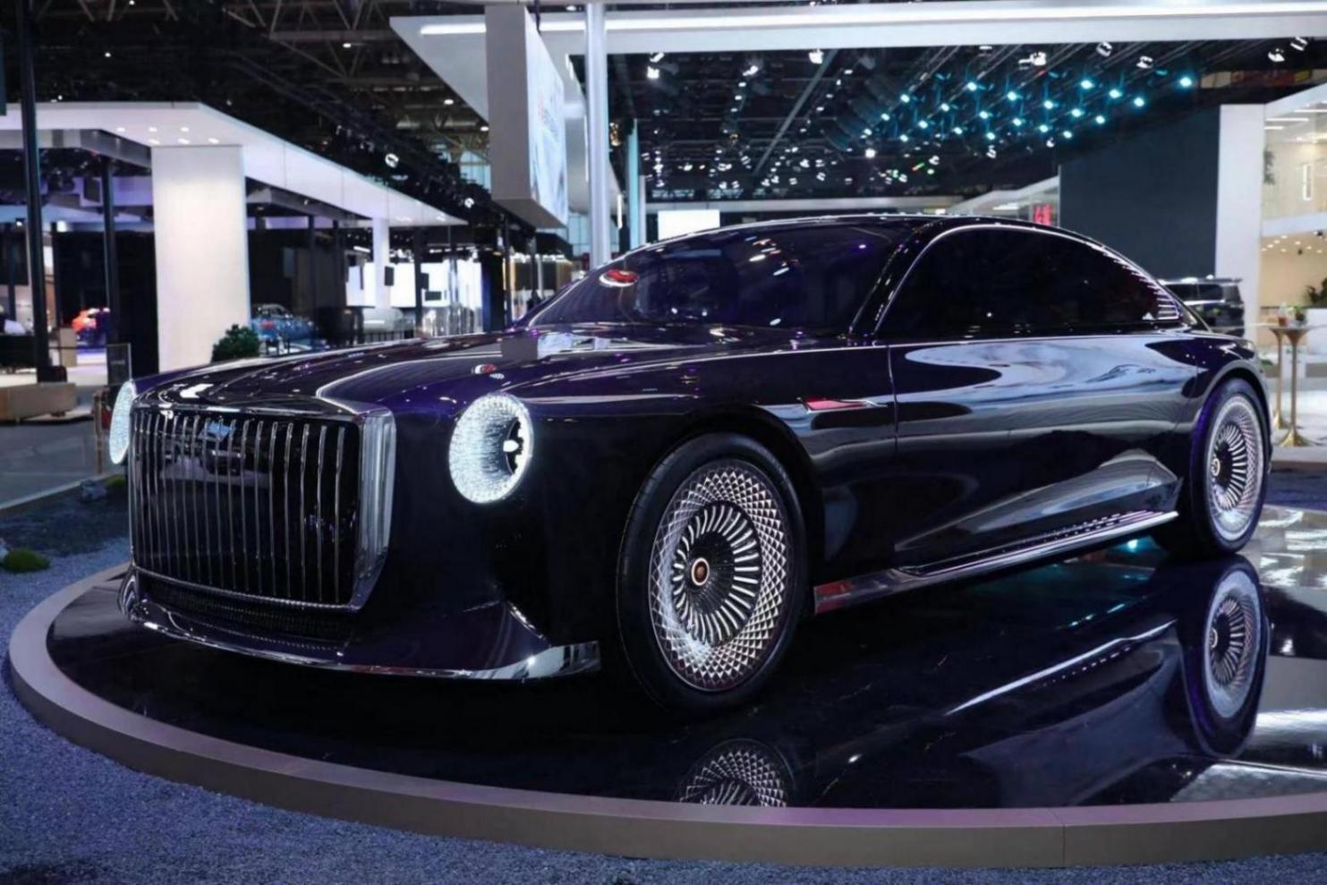 以創新發展為用戶,紅旗攜3大子品牌強勢陣容亮相北京車展!