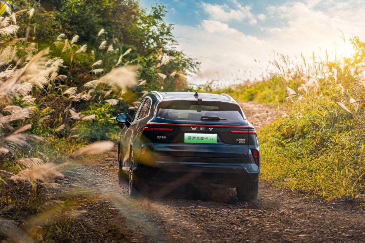 最低到手價(jià)21.38萬(wàn)元 魏牌新摩卡 Hi4 煥新上市