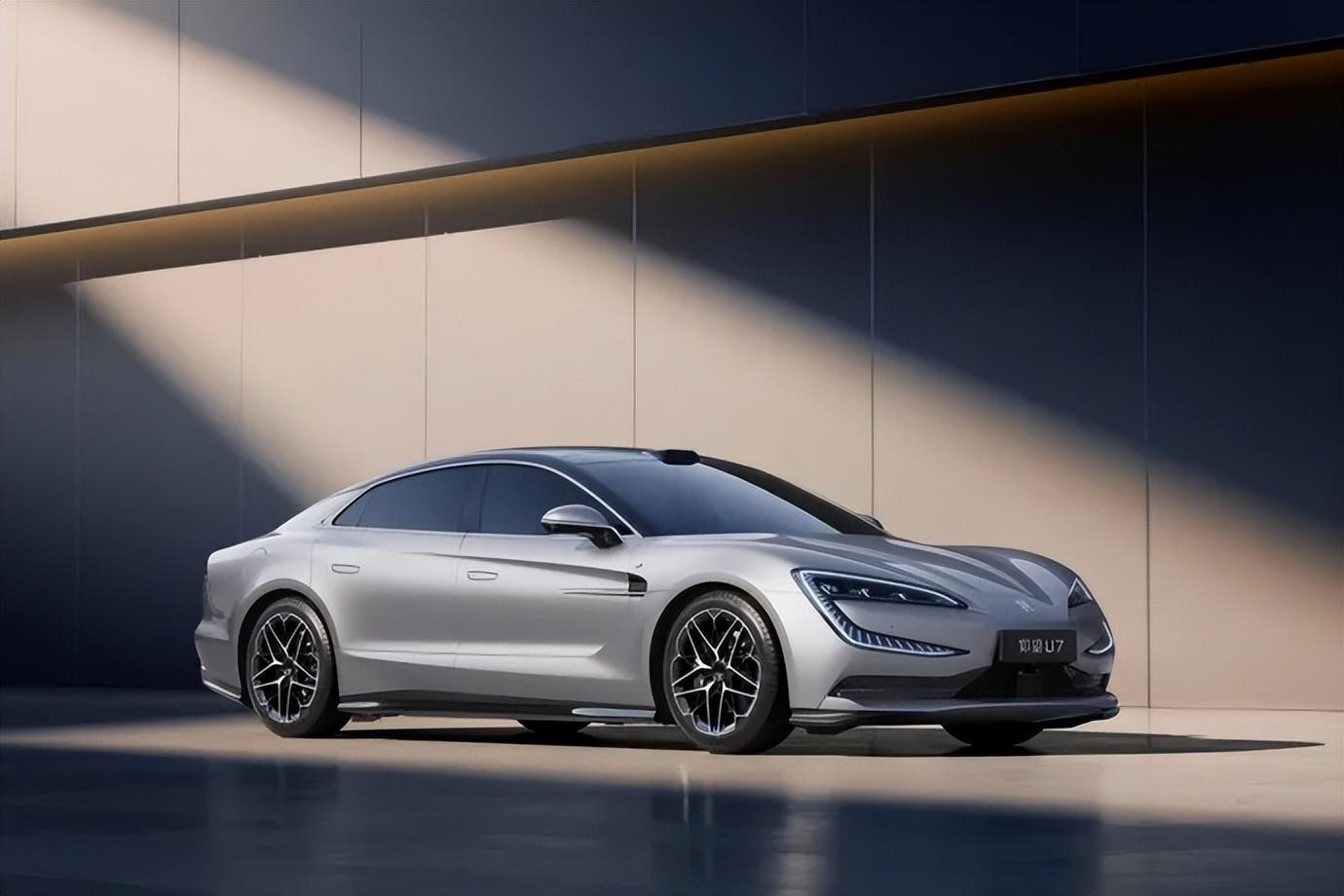 新概念電磁懸架 云輦-Z