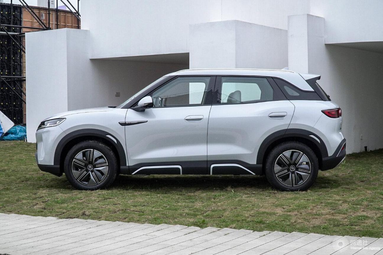 比亞迪元UP加推401KM活力版 售價9.98萬元