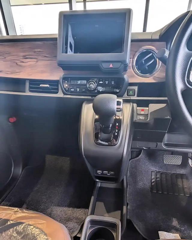 平替鈴木北斗星，全新本田N-ONE實車曝光，0.66T+大空間-有駕