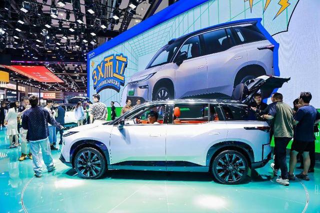 10萬級新車怎么買？鉑智3X與埃安RT引領打工人購車新趨勢-有駕