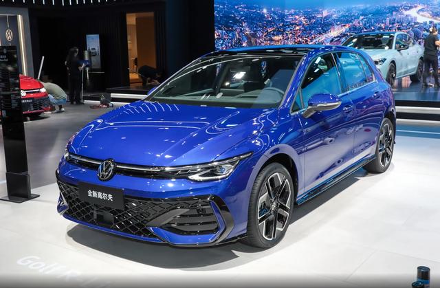 八代半高爾夫增配降價(jià),新1.5T機(jī)頭油耗很低,鋼炮身材適合代步-有駕 八代半高爾夫增配降價(jià),新1.5T機(jī)頭油耗很低,鋼炮身材適合代步-有駕