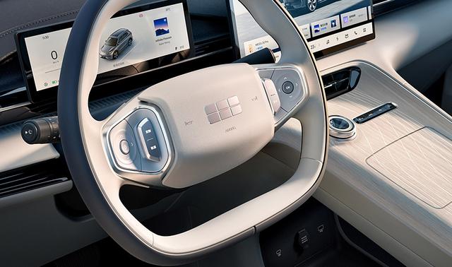 配置堪稱卷王之王？吉利銀河E5實圖曝光，內飾極具科技感-有駕