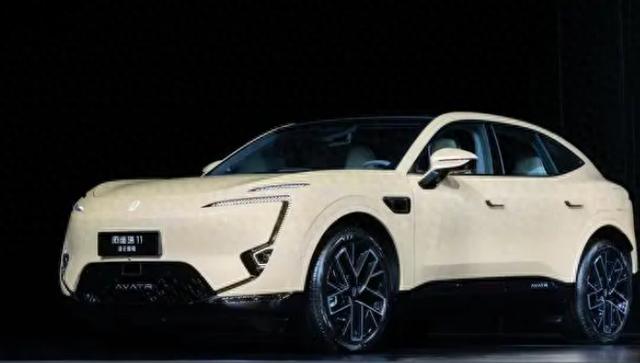全新阿維塔11，27.99萬元起售，12月2日正式上市-有駕
