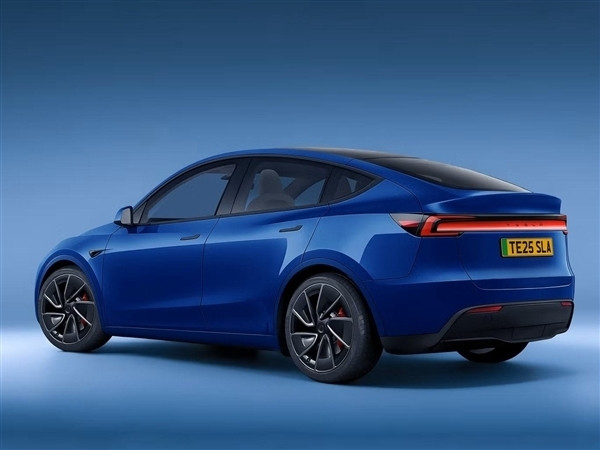 特斯拉上海工廠新動作：下月即將量產改款與6座版Model Y車型