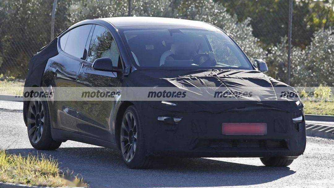 新款特斯拉Model Y造型曝光,上海工廠年產(chǎn)能或超75萬,即將上市?