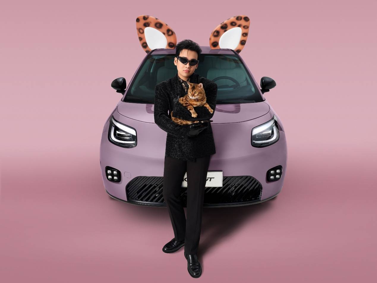 新年第一秀埃安UT開啟預售:比預期低1萬,開啟8萬清場模式