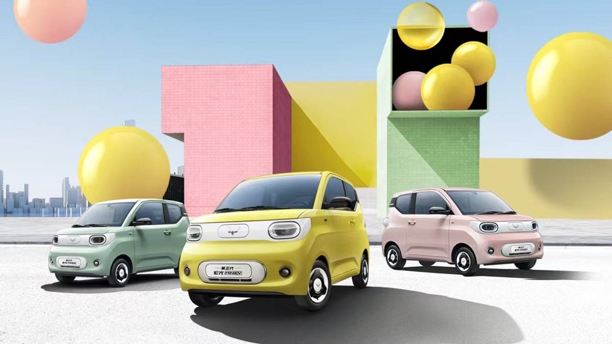 五菱3000萬“鐵粉”:如何用一輛車打動一個時代?