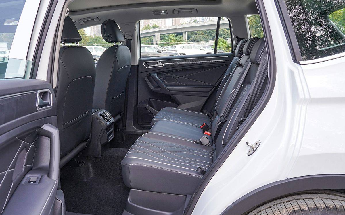 大眾途觀L:你以為燃油車賣不好,其實我銷量又支棱起來了