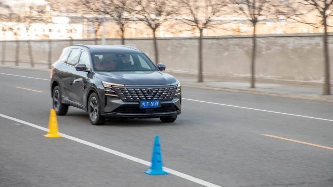 不注重細節怎么當學霸?“高材生”全新一代捷途X70 PLUS造車不偏科 圖片