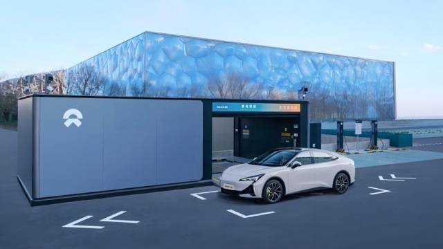 朋友多了路好走,極狐汽車與蔚來能源實現超1.4萬個充電樁共享