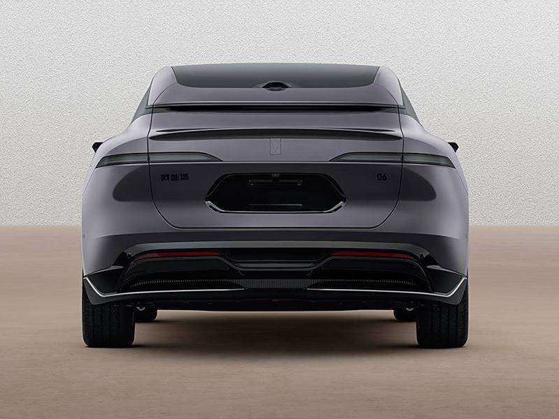 有望2季度上市/預(yù)計(jì)售價(jià)25萬元左右 阿維塔06內(nèi)飾官圖發(fā)布