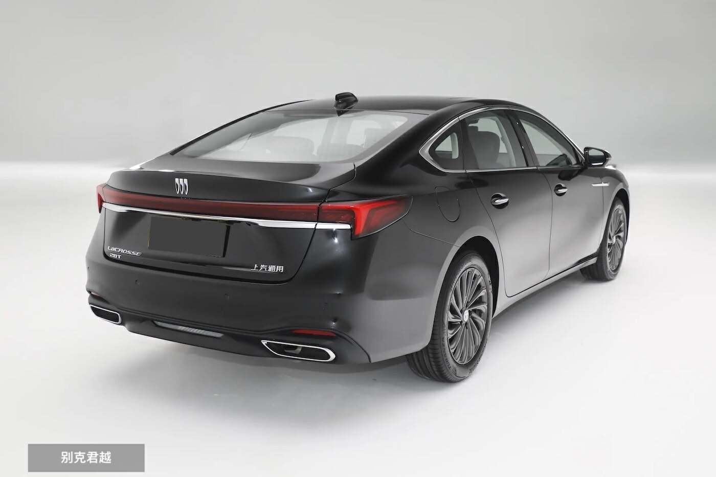 20萬級的高品質B級車,別克君越和大眾邁騰,究竟誰更勝一籌?