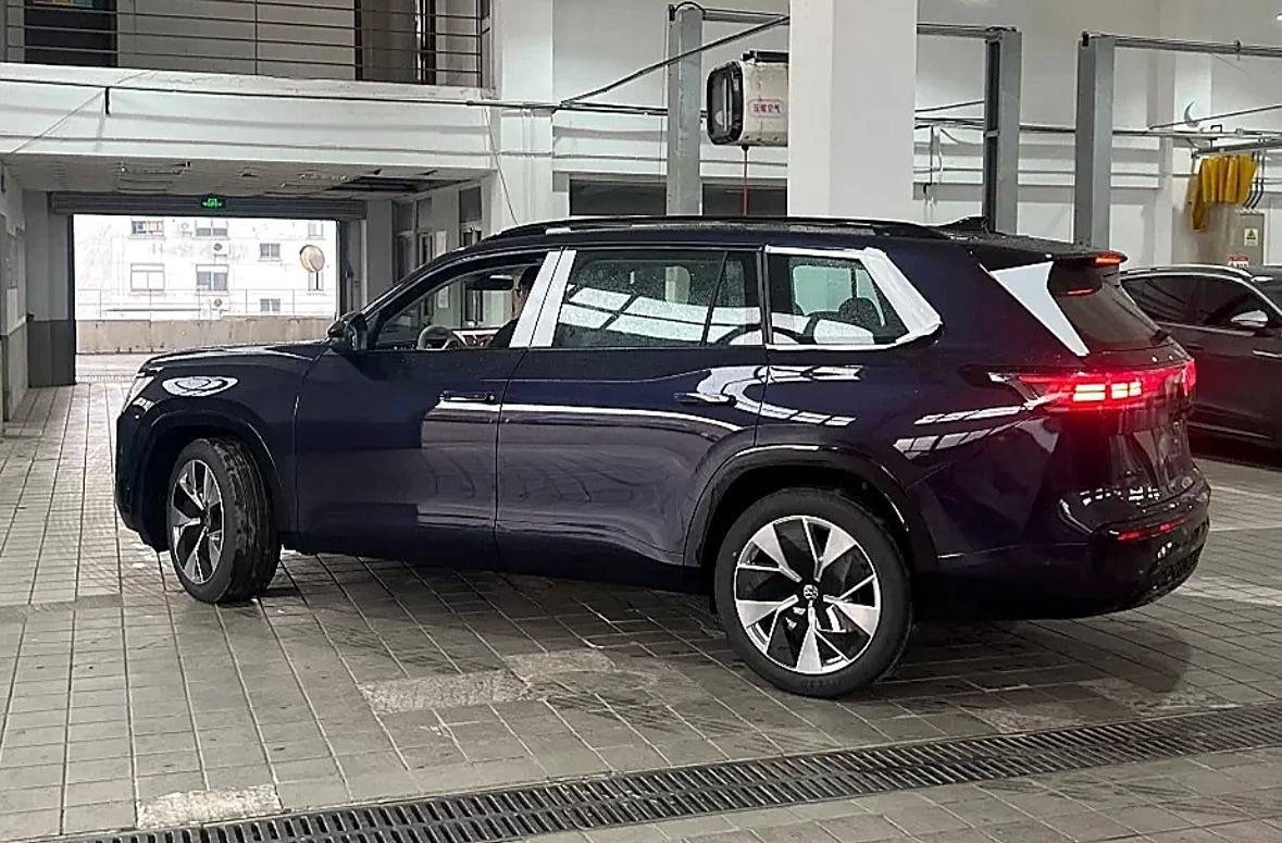 全新途昂PRO實車曝光!全新2.0T引擎、高階智駕,叫板問界M8?