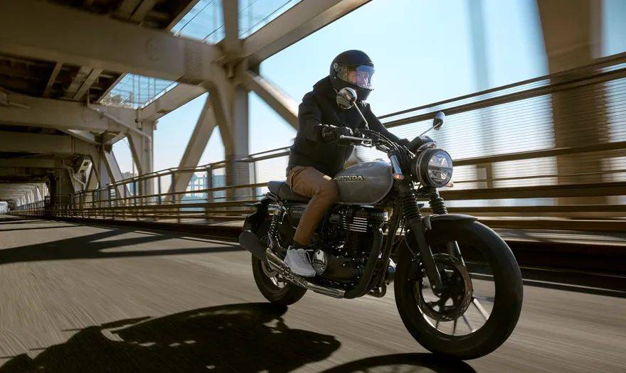 圓燈、90匹馬力,這臺(tái)“GB750”有點(diǎn)香!