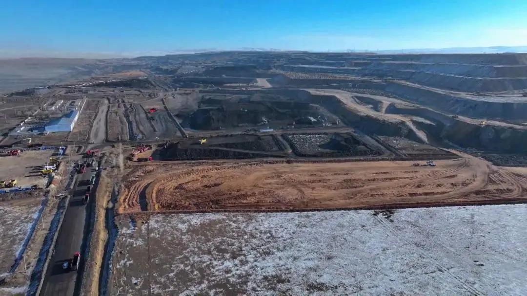 啟源賦能大唐錫礦智能革新:“雙無人”新能源礦卡開啟智慧綠色采礦新范式