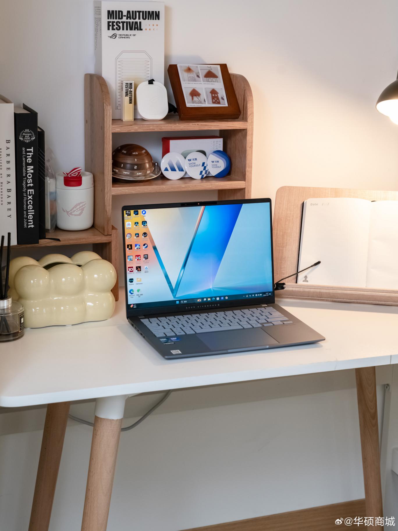 華碩無畏Pro 14驍龍版2025亮相