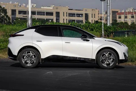 領克Z20詳細配置曝光,魅族車機成亮點