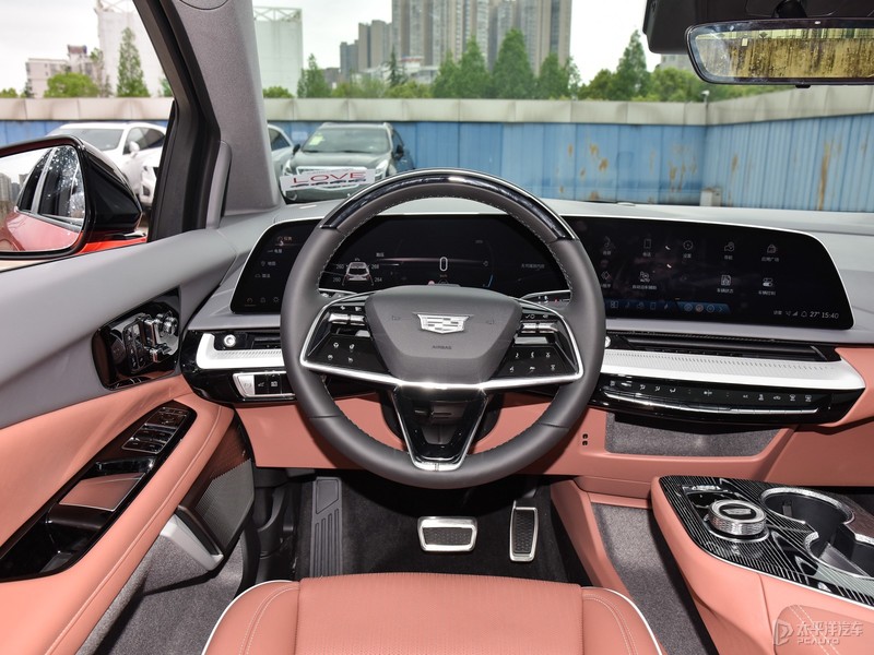 上汽通用成首家接入DeepSeek的合資車企 應用于凱迪拉克和別克