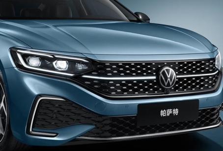 上汽大眾帕薩特2025出眾款怎么樣?中高級(jí)轎車頭牌展現(xiàn)高性價(jià)比與實(shí)用性