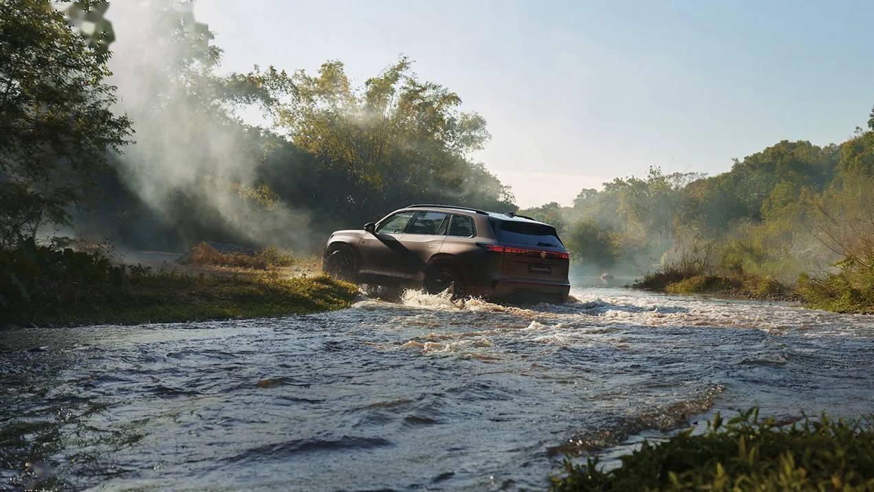 上汽大眾全新途昂PRO亮相,2.0T五代EA888發動機能否撐起燃油SUV一片天?