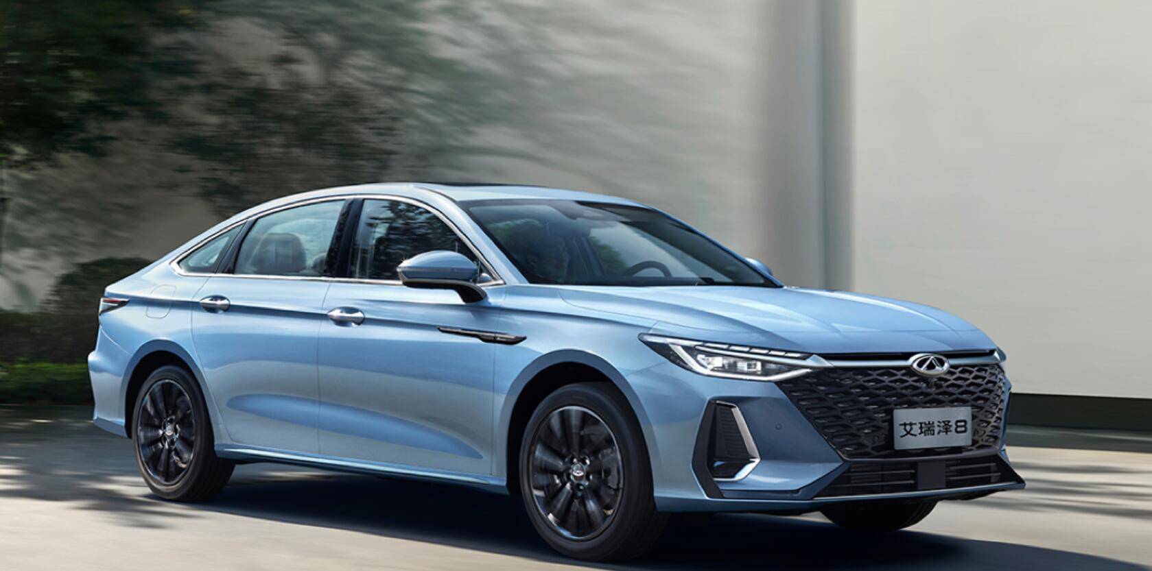 燃油轎車跌慘?1月燃油轎車銷量榜單出爐 18款銷量過(guò)萬(wàn) 軒逸丟冠