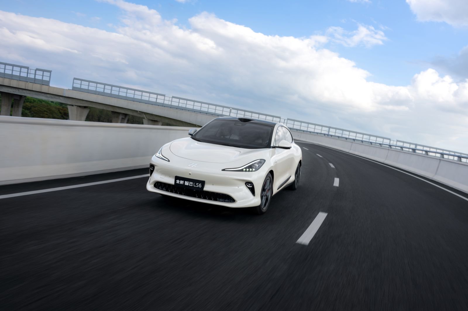 上汽集團銷量增長的背后:全面改革的成效與市場布局的眼光