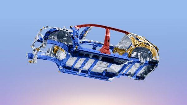 盾護安全 實力加冕 凱迪拉克全新XT5榮膺2025年中國十佳車身