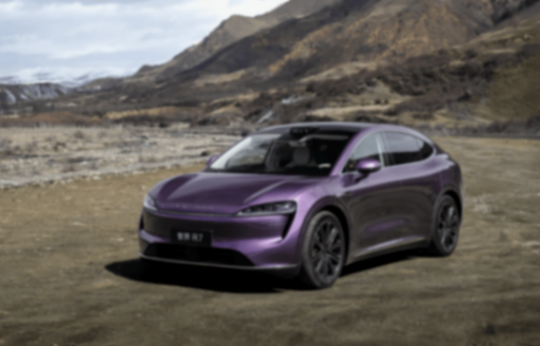 鴻蒙智行MPV諜照,華為全家桶,能打過騰勢D9嗎?